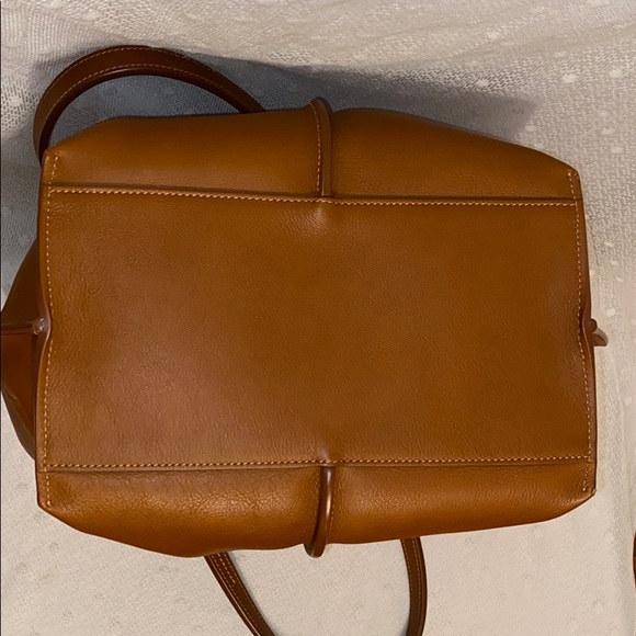 🆕 CHLOÉ Vick Caramel Leather Tote - Picture 11 of 16